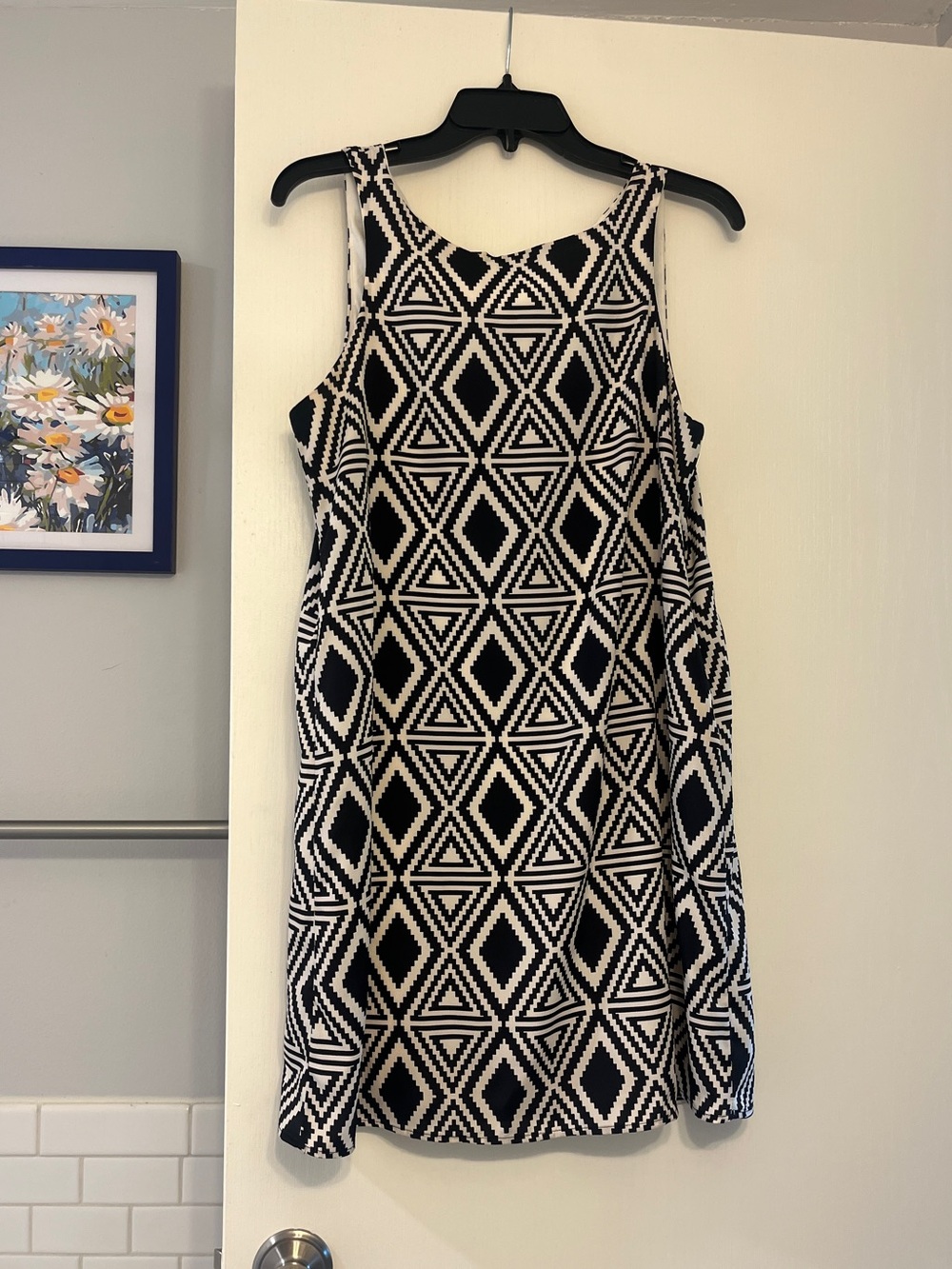 70s Style Black & White Geometric Sage Sleeveless Mini Dress Sz Medium